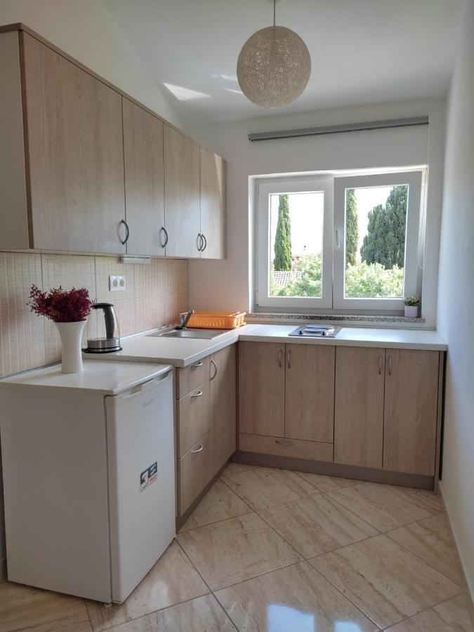 Three Lions Apartment Number 2 Pula Ngoại thất bức ảnh